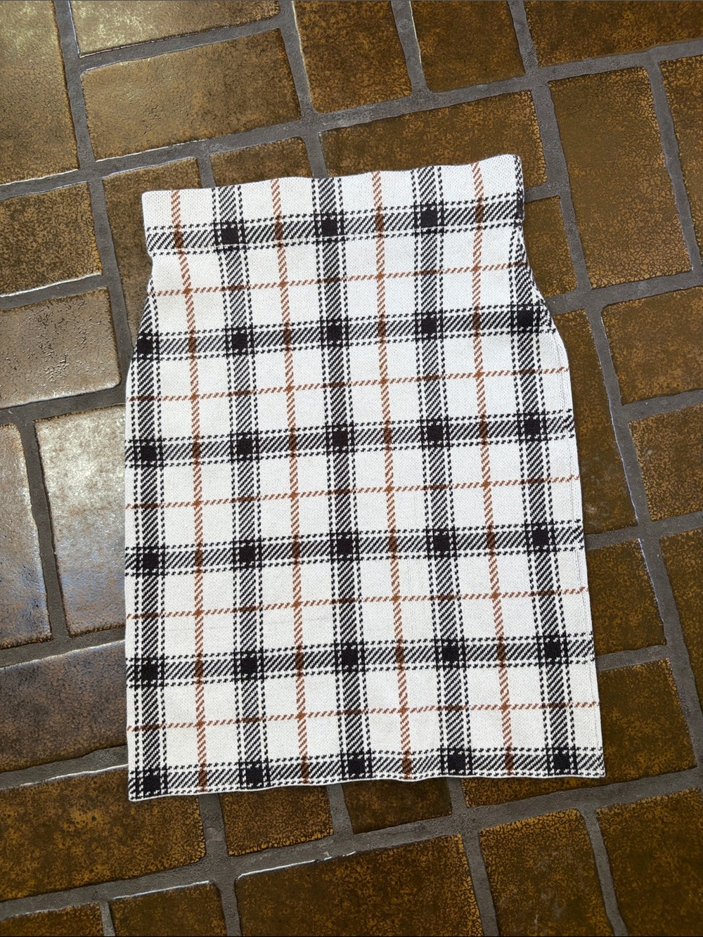 Ann Taylor Factory Ivory Black & Brown Plaid Knit Pencil Skirt